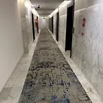 Lavent Park Hotel Suites